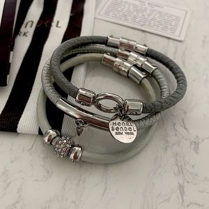 Henri Bendel Magnetic Bracelet Set